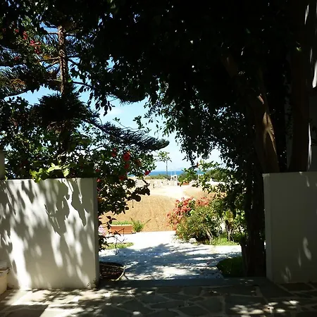 Gasthuis Manolis Farm Aliko Beach